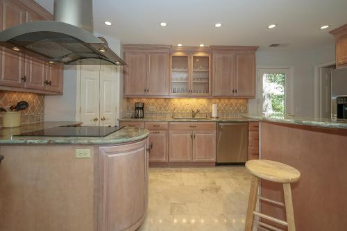 8 Pine Court - image 7