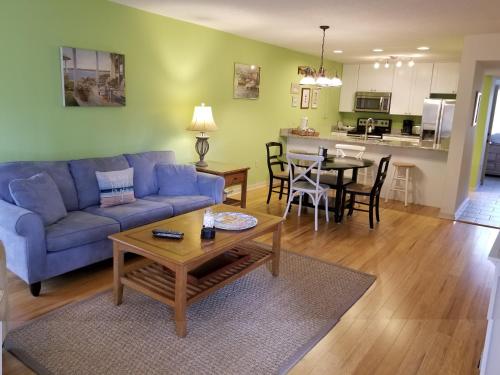 4142 The Moorings - image 5