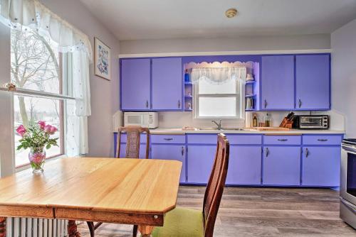 Cozy Cedarburg House - Walk to Historic Downtown! in 錫達堡 (WI)