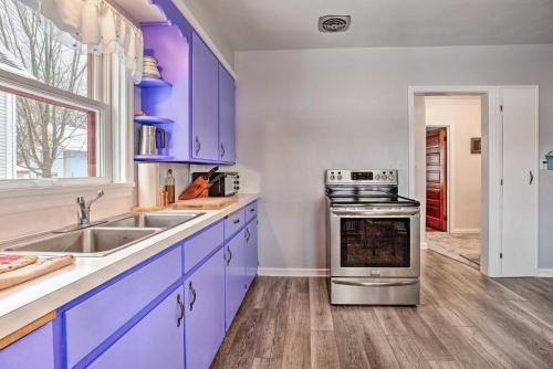 Cozy Cedarburg House - Walk to Historic Downtown! in 錫達堡 (WI)