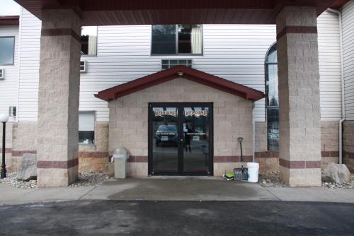 Bay Inn - image 11