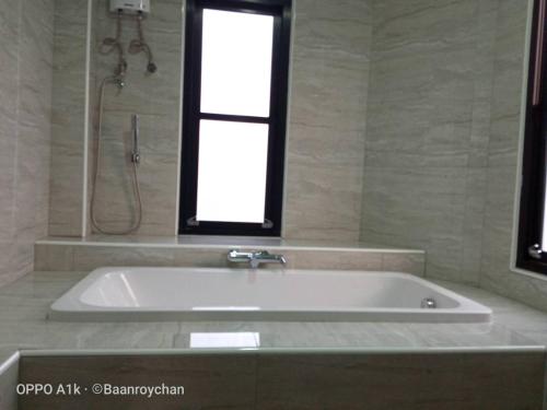 Baanroychan บ้านร้อยจันทร์ โฮสเทล เชียงใหม่