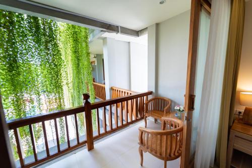 발코니/테라스, 코모도 로지 (Komodo Lodge) in 라부안 바조