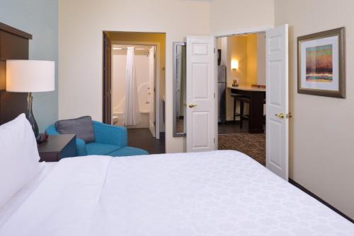 Staybridge Suites Indianapolis-Fishers Hotel