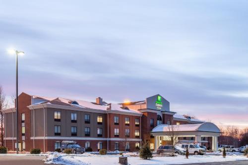 Holiday Inn Express & Suites White Haven - Poconos, an IHG hotel