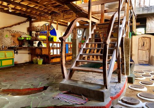 Bar/lounge, The Rabbit Tree Hostel in Gili Meno