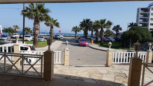 ZORBAS Sea View No 5 2