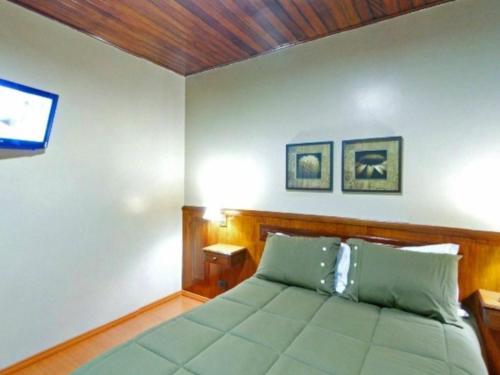 1 double bed