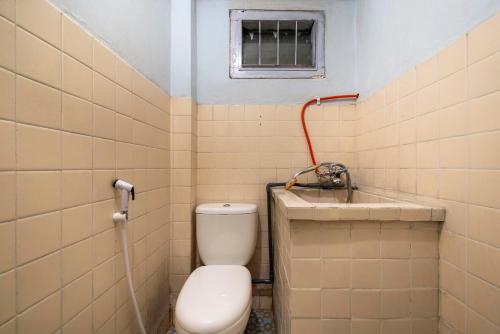 Double Room with Shared Bathroom image 1