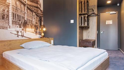 twice hotel wiesbaden - image 3