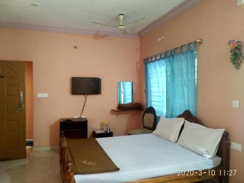 Aruvi Hotel – Athanavur, MO