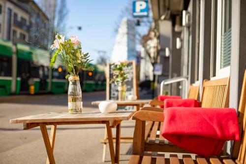 المنظر الخارجي, Hotel Alfa in بيرسفيلدين