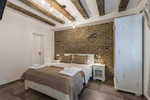 Studio Apartments Insula, Split