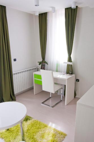 Suite, balcony