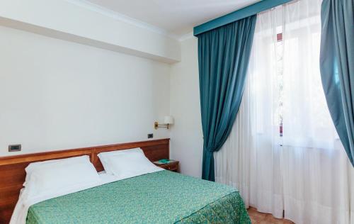 Hotel Montana - image 6