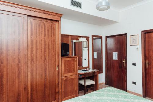 Hotel Montana – Sant' Agata sui due Golfi, CO