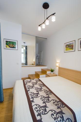 Modern Apartment Charvátova - image 14