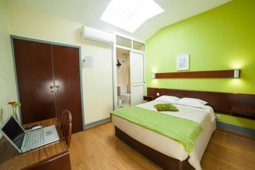 Hotel Estoril Porto Room Type - Basic Double Room