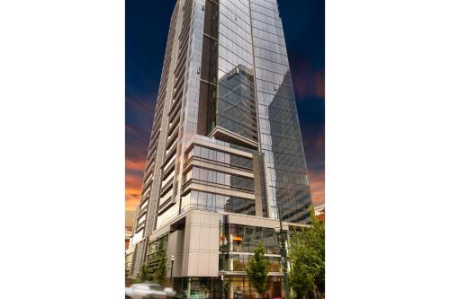 Stay Alfred at Park Avenue West in OR