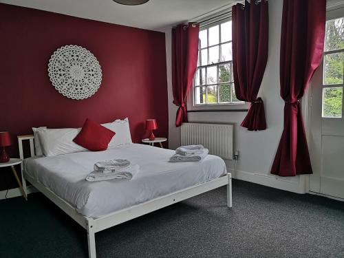The Red Lion 3