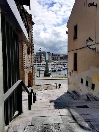 ALBOR II in Gijón