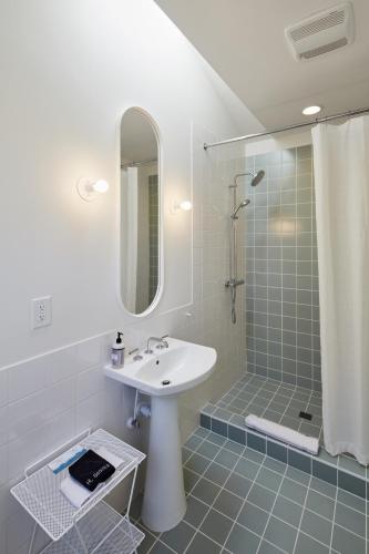 Guest House Raleigh