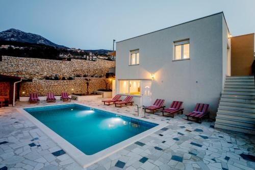 Villa Anabella peaceful holiday home with pool