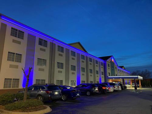 SureStay Plus by Best Western Louisville Airport Expo