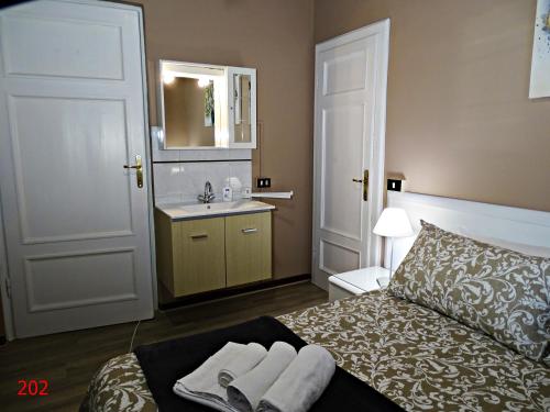 Camera doppia, bagno in comune