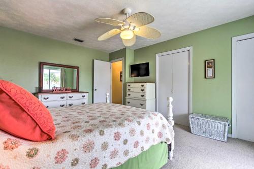 Townhome with Private Yard Walk to Beach and Dining! - image 9