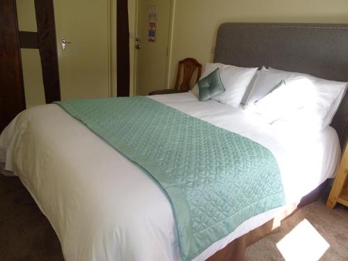 Double room, deluxe, shower