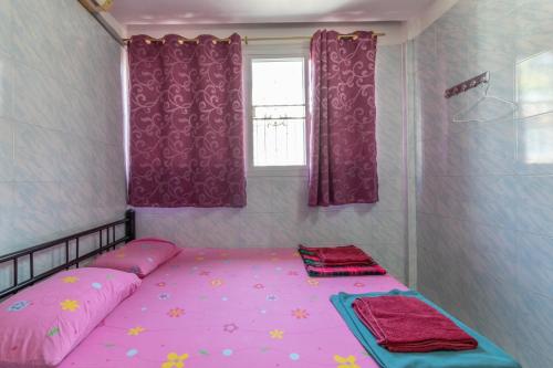 New Central Guesthouse Room Type - Double Room with Shared Bathroom