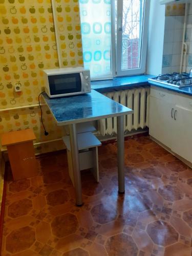 Первомайская. Посуточная уютная квартира (Первомаиская. Посуточная уютная квартира) in Sumy