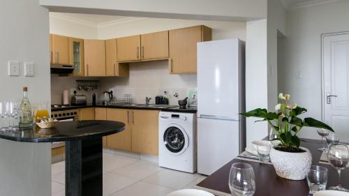 Illovo Beach Apartments at La Mer Illovo Beach Apartments at La Mer