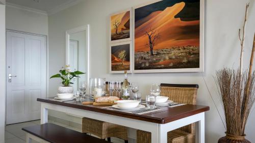 Illovo Beach Apartments at La Mer Illovo Beach Apartments at La Mer