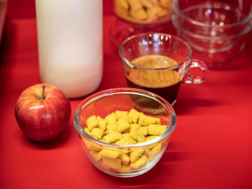 HotelF1 Perpignan Sud - image 3