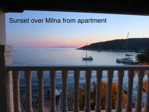  Apartments Regina in Hvar