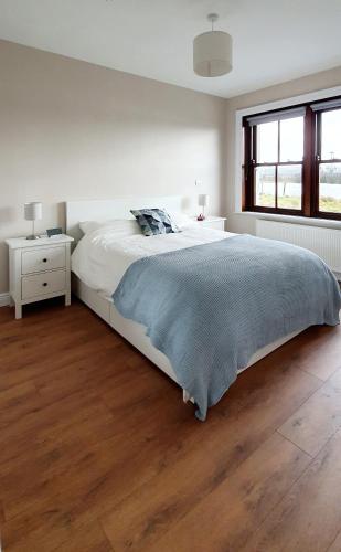 Bed, Riverside Marina Apartments in Rooskey