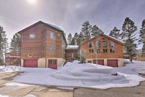 Angel Fire Escape with Deck Less Than 4 Miles to Ski Resort!