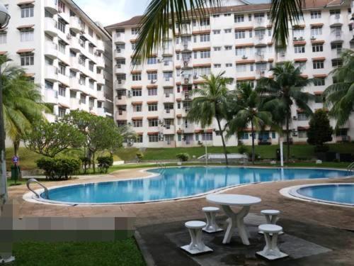 Holiday Apartment at Cocobay Condo Resort