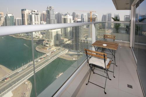 Signature Holiday Homes - Brand New Continental Tower 1 BHK Apartment in Continental Tower