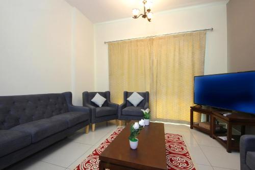 Signature Holiday Homes - Newly Furnished 1BHK in Arena Apartment - image 3