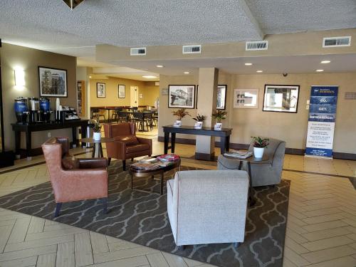 Best Western Harrisburg North Hotel