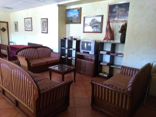 設施, Hotel Sassacci in 希維塔卡斯特拉納