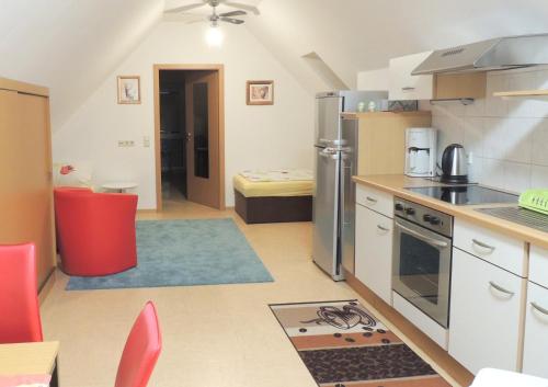 кухня, Appartements 4U Rodenbach in Роденбах