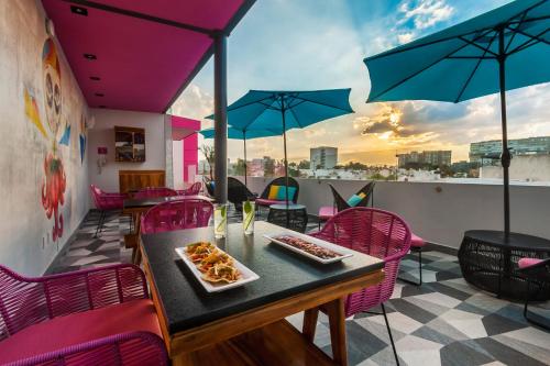 Balcony/terrace, FCH Hotel Providencia in Guadalajara Suburbs
