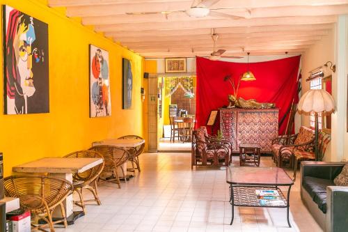 Shared lounge/TV area, Voyage Home in Malacca