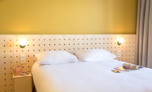 greet Marseille Centre Saint Charles Set in a prime location of Marseille, Newhotel Saint Charles puts everything the city has to offer just outside your doorstep. The property features a wide range of facilities to make your stay a plea