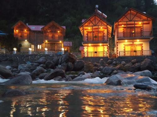 Offbeat Abodes - Tirthan Valley, Banjār (fotografie 3)