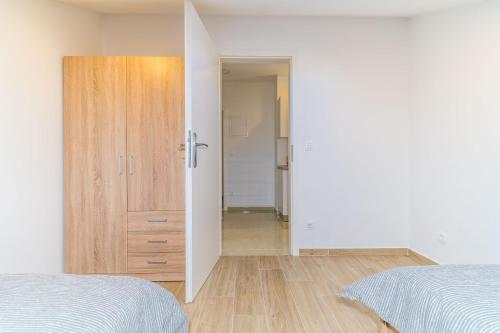 Apartments Šmanjak - image 5